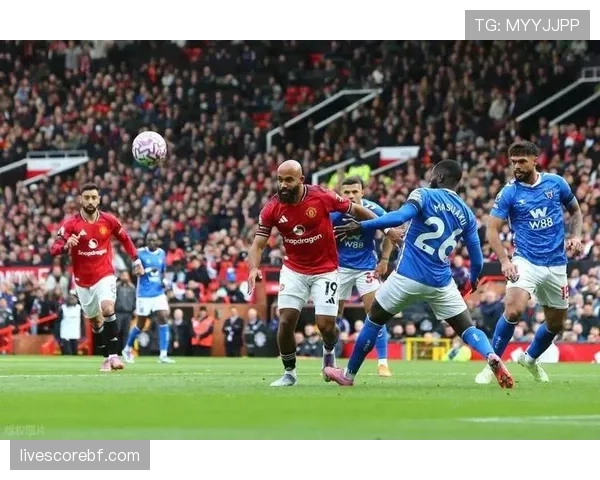 利物浦防守漏洞频发 九场失球士气低迷